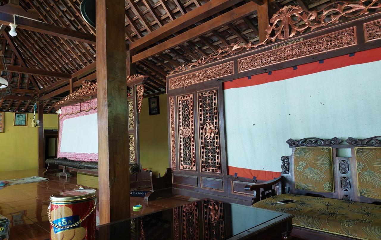 Nara Homestay Syariah Mangunan Esterno foto