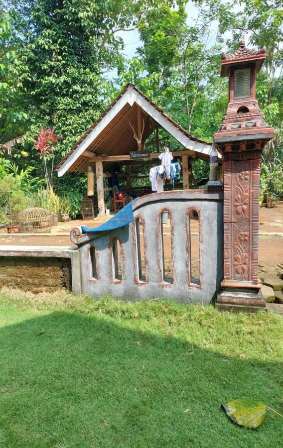 Nara Homestay Syariah Mangunan Esterno foto